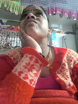 Hot suini online show from December 18, 4:24 pm