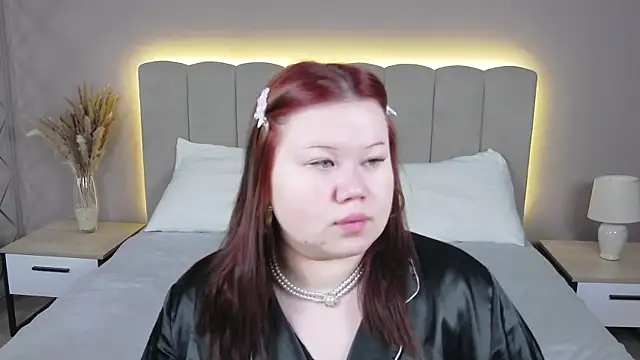 EvaNova  online show from April 4, 10:35 am