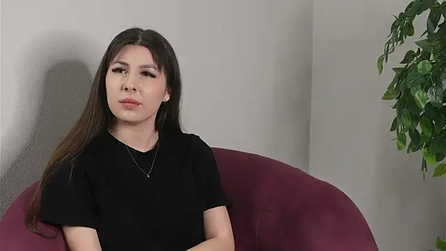 BrittanieBlunt online show from November 14, 6:12 am