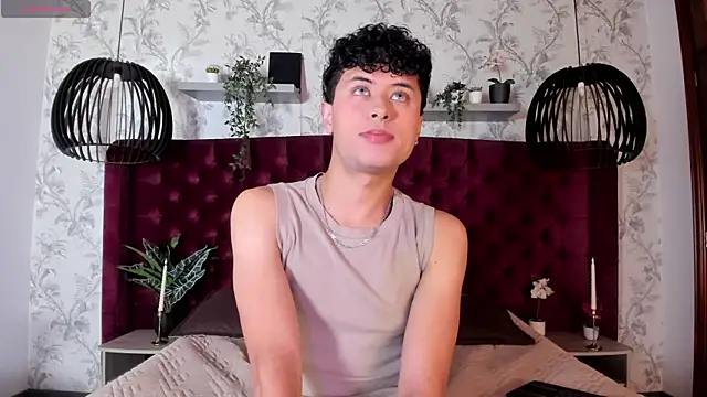 Noah dupont  online show from December 1, 11:59 am