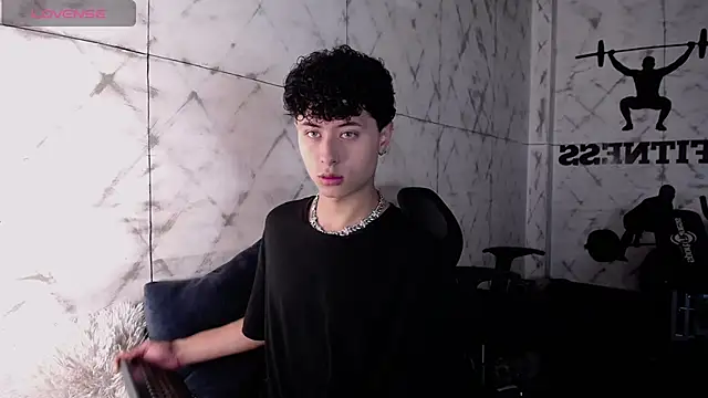 Noah dupont  online show from December 2, 11:59 am