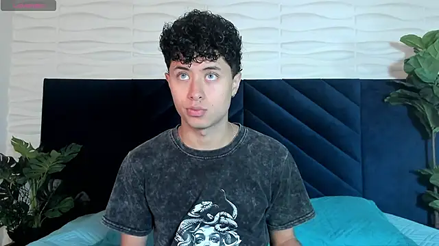 Noah dupont  online show from January 13, 11:59 am