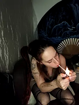 MickNanaa online show from February 17, 5:37 am