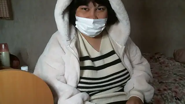 Snapshot of ao_0012 chatting on November 9, 11:30 am ao 0012 online show from November 9, 11:30 am