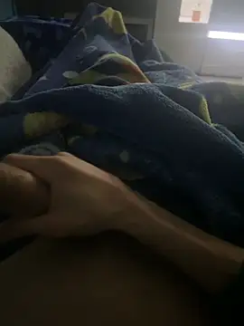 groschibre40100 online show from February 6, 1:21 am