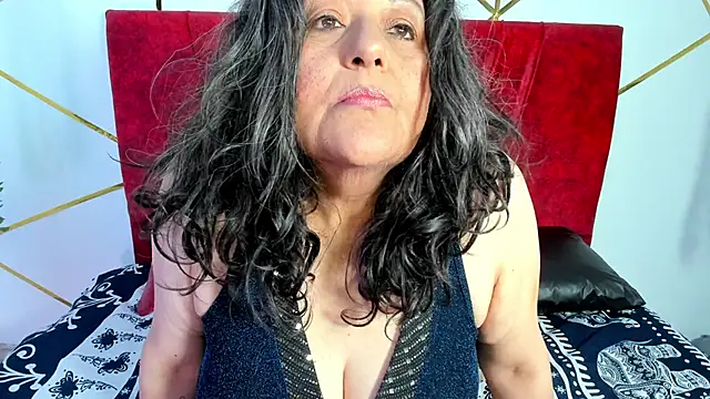 Snapshot of Victoriaa_Anderson chatting on December 19, 11:34 pm Victoriaa Anderson online show from December 19, 11:34 pm