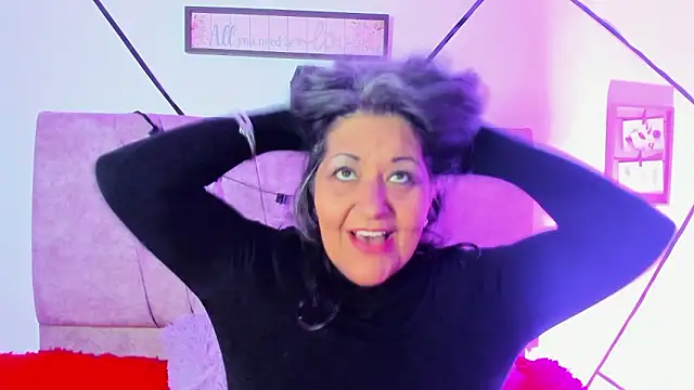 Snapshot of Victoriaa_Anderson chatting on February 21, 1:45 pm Victoriaa Anderson online show from February 21, 1:45 pm