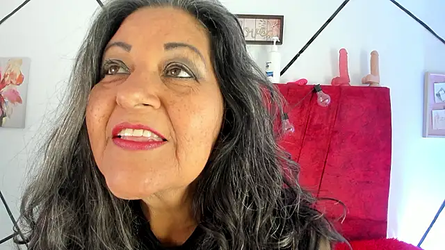 Snapshot of Victoriaa_Anderson chatting on February 27, 5:57 pm Victoriaa Anderson online show from February 27, 5:57 pm