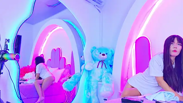 BunnySexyy18 online show from April 13, 3:23 am