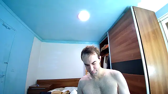 Snapshot of albertpassive chatting on June 8, 1:11 pm albertpassive online show from June 8, 1:11 pm