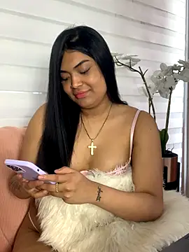 ScarlettSweet Pink online show from November 11, 4:07 pm