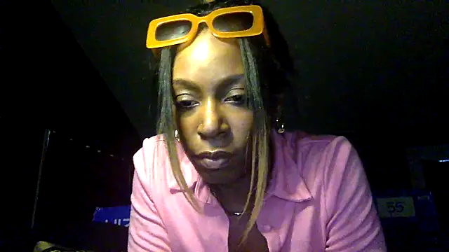 Snapshot of 0shunsquirts chatting on December 14, 12:43 pm 0shunsquirts online show from December 14, 12:43 pm