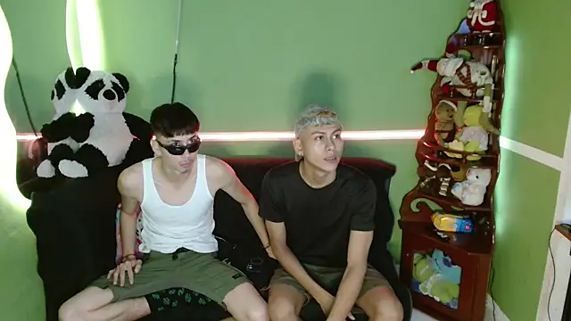 Kurt williams1 online show from December 1, 11:54 pm