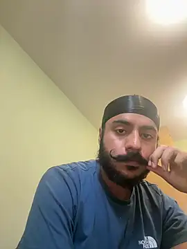 Snapshot of ekam14 chatting on May 23, 4:22 pm ekam14 online show from May 23, 4:22 pm