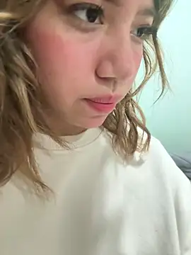 latinahorny11 online show from February 17, 6:43 am