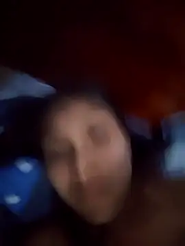 Snapshot of Uvit chatting on April 4, 4:15 pm Uvit online show from April 4, 4:15 pm