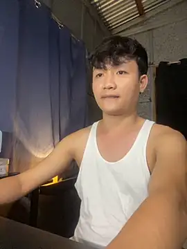 Snapshot of twink_alexxx chatting on November 11, 6:08 pm twink alexxx online show from November 11, 6:08 pm