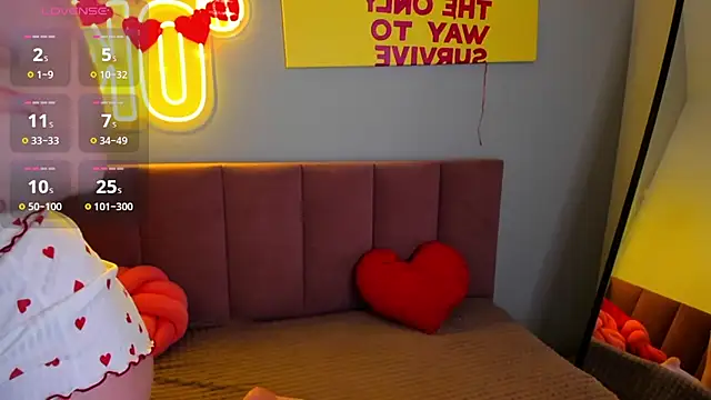 Erica Nelson online show from February 24, 1:03 am