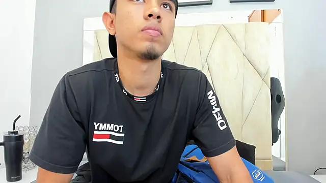 Ashton  Montana online show from November 21, 8:29 pm