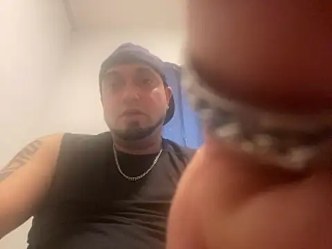 Snapshot of juicythickclit69 chatting on March 13, 3:29 pm juicythickclit69 online show from March 13, 3:29 pm