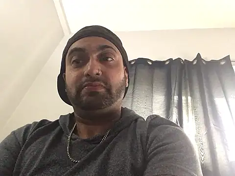 Snapshot of juicythickclit69 chatting on May 29, 9:35 pm juicythickclit69 online show from May 29, 9:35 pm