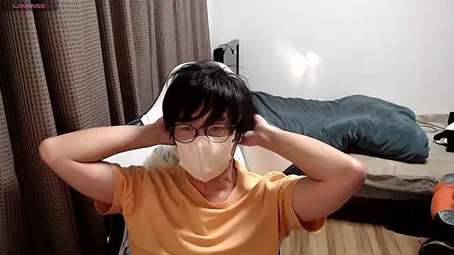 Snapshot of yuu-to-desu chatting on November 16, 5:02 am yuu-to-desu online show from November 16, 5:02 am