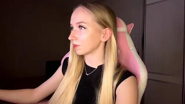 LaceDream online show from November 24, 3:12 pm