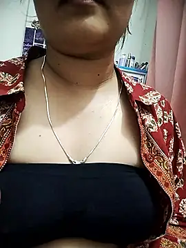 Snapshot of minni64207 chatting on May 17, 7:21 pm minni64207 online show from May 17, 7:21 pm