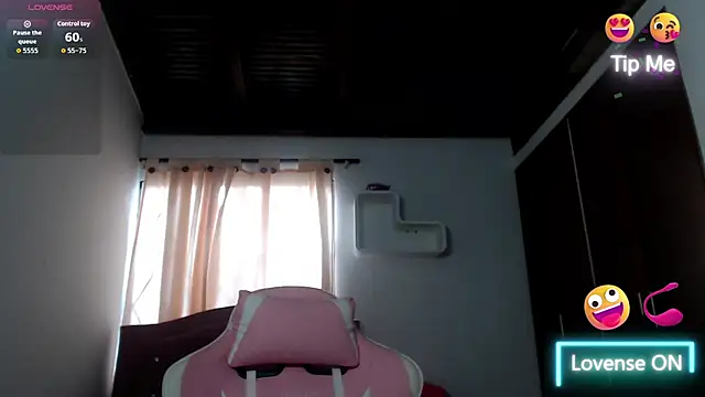 chloe cherry  online show from November 15, 7:54 pm