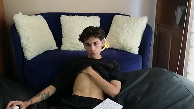 Derekswan online show from November 17, 1:39 pm