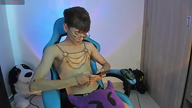 RYO BLEU  online show from December 15, 3:16 pm