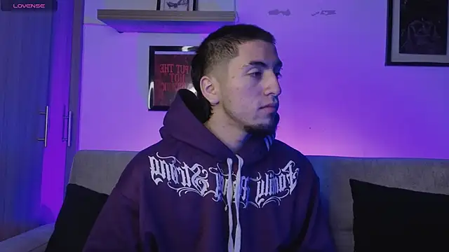 AresMassimoX online show from January 14, 4:23 pm