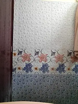 Snapshot of vamsi_starboy chatting on November 19, 7:41 am vamsi starboy online show from November 19, 7:41 am