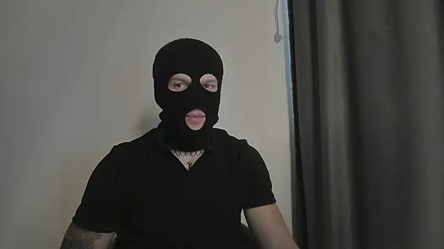 Huntall77 online show from November 12, 7:20 am