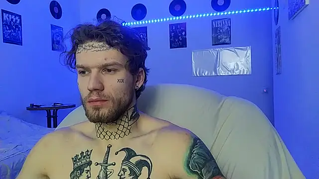 Huntall77 online show from December 15, 4:44 pm