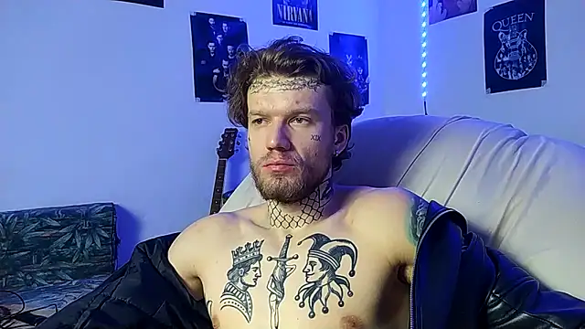 Huntall77 online show from December 18, 8:26 pm