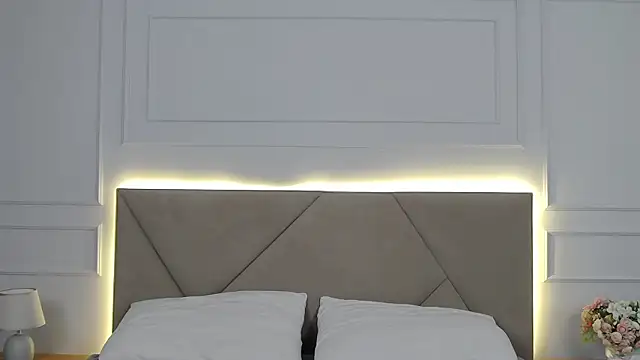 RachaelCute online show from February 20, 11:11 am