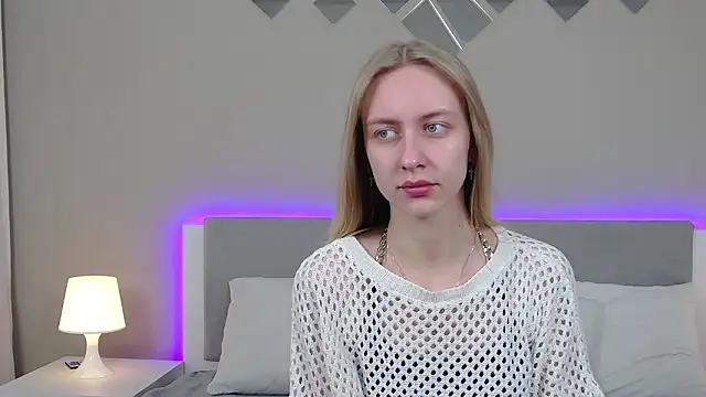 RachaelCute online show from February 26, 7:18 am