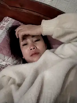 Feeling-hot online show from February 8, 1:09 am