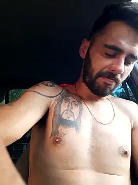 willgol1999 online show from November 10, 8:41 pm