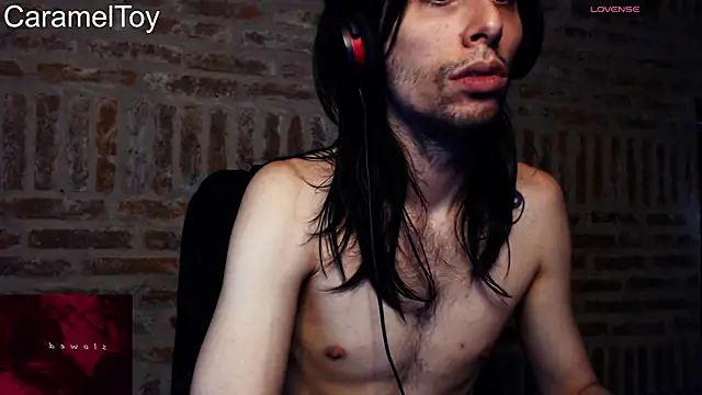 CaramelToy online show from February 8, 9:29 pm