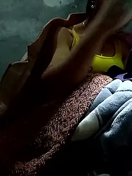 Snapshot of vangkt-cute chatting on January 16, 7:29 pm vangkt-cute online show from January 16, 7:29 pm