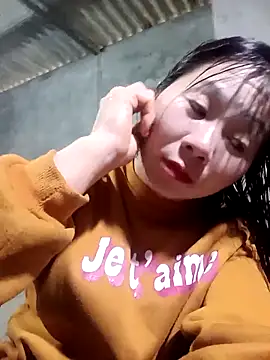 Snapshot of vangkt-cute chatting on February 10, 4:38 am vangkt-cute online show from February 10, 4:38 am