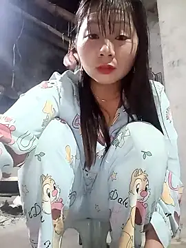 Snapshot of vangkt-cute chatting on February 15, 8:49 pm vangkt-cute online show from February 15, 8:49 pm