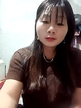 Snapshot of vangkt-cute chatting on February 20, 7:36 pm vangkt-cute online show from February 20, 7:36 pm