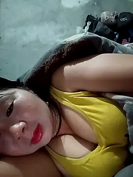 Snapshot of vangkt-cute chatting on February 21, 8:21 pm vangkt-cute online show from February 21, 8:21 pm