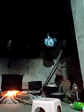 Snapshot of vangkt-cute chatting on March 25, 12:22 pm vangkt-cute online show from March 25, 12:22 pm