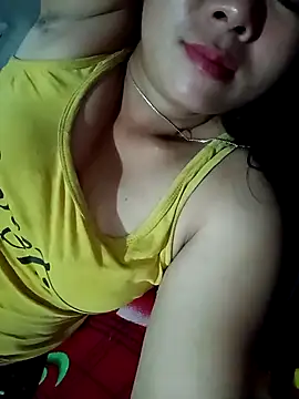 Snapshot of vangkt-cute chatting on March 31, 12:49 pm vangkt-cute online show from March 31, 12:49 pm