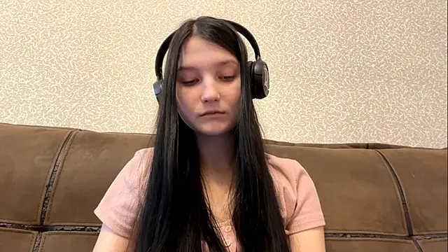 AurorAurora online show from January 14, 7:25 am