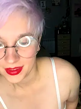 Snapshot of Tattooed_slapx chatting on November 13, 3:55 pm Tattooed slapx online show from November 13, 3:55 pm